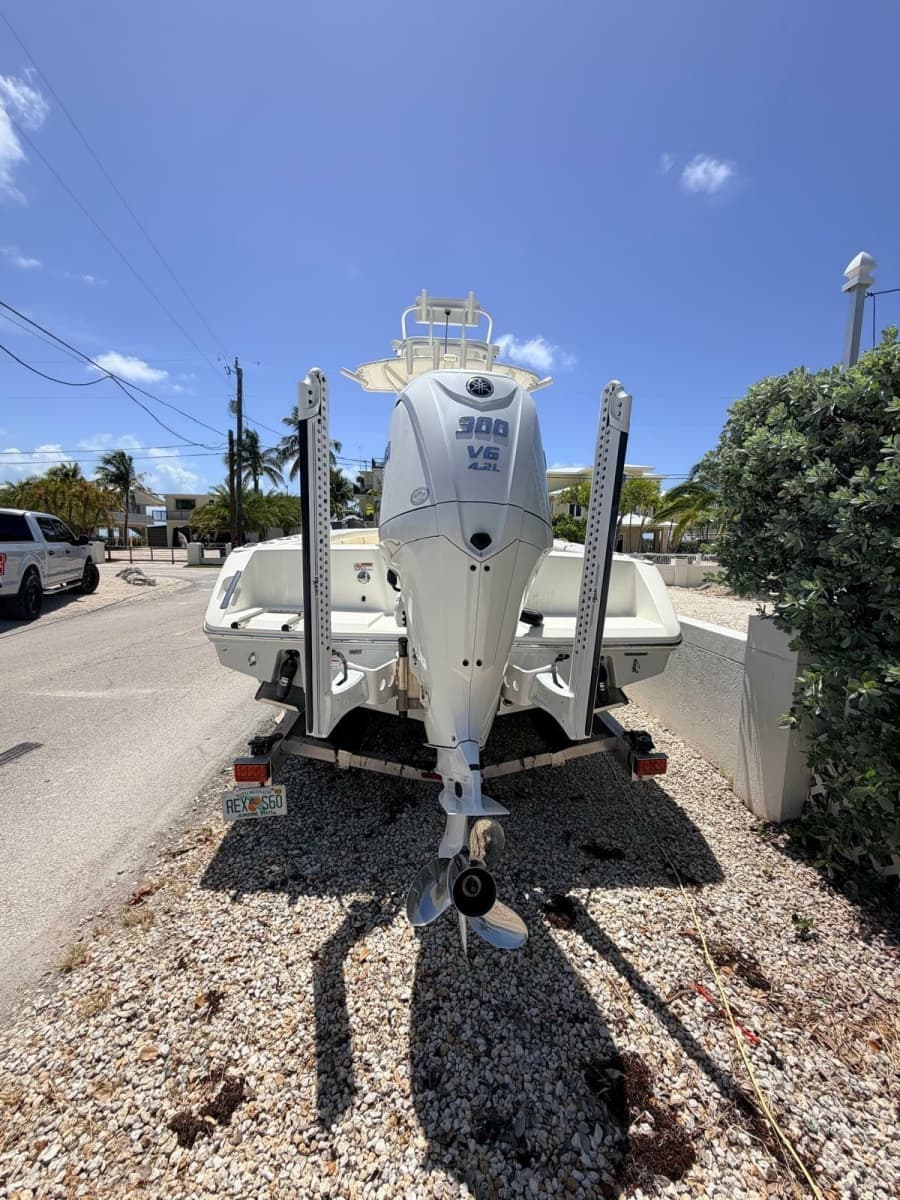 2024 Pathfinder 2400 Open - Photo 3