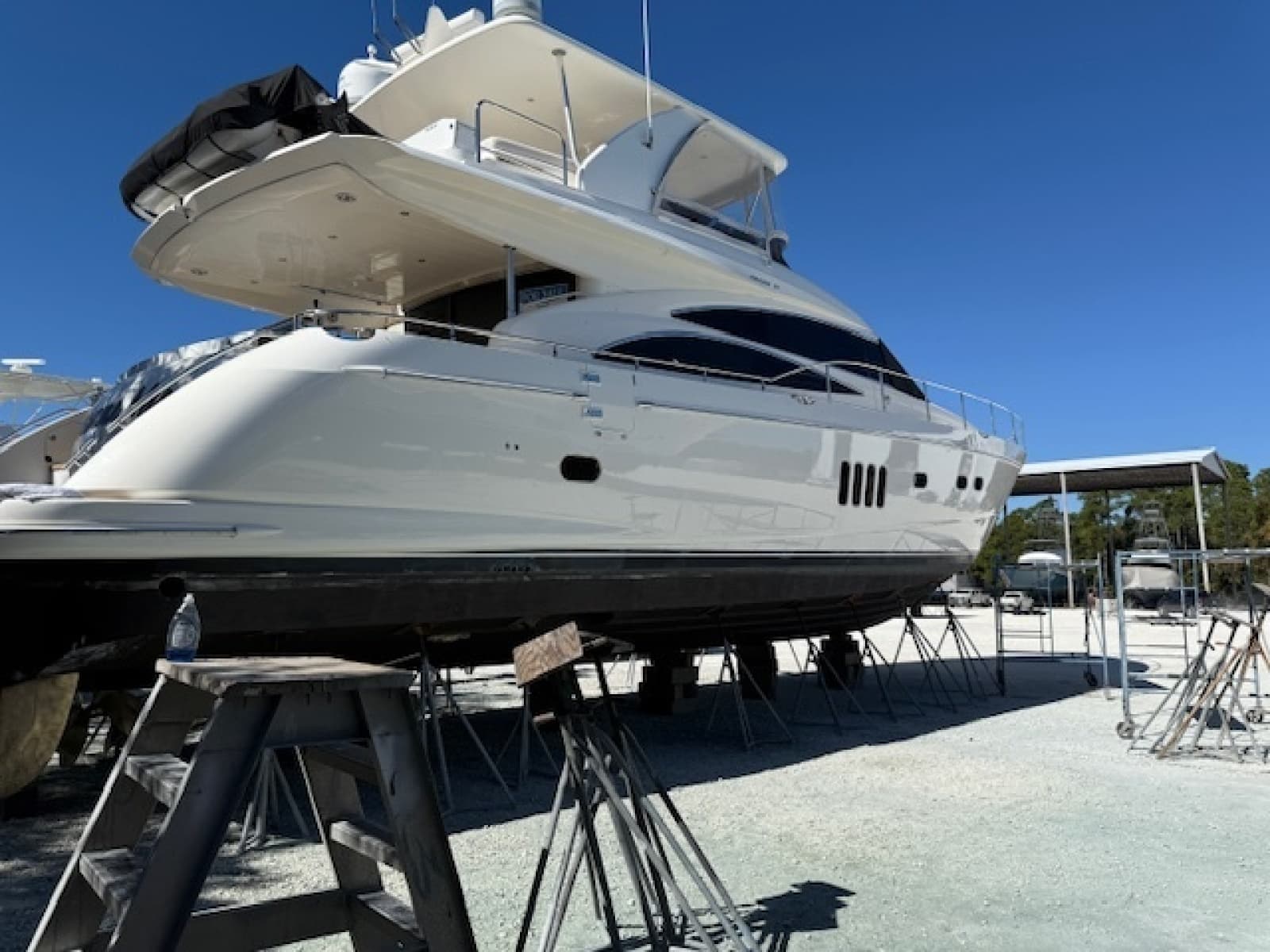 2007 Princess Flybridge - Photo 20