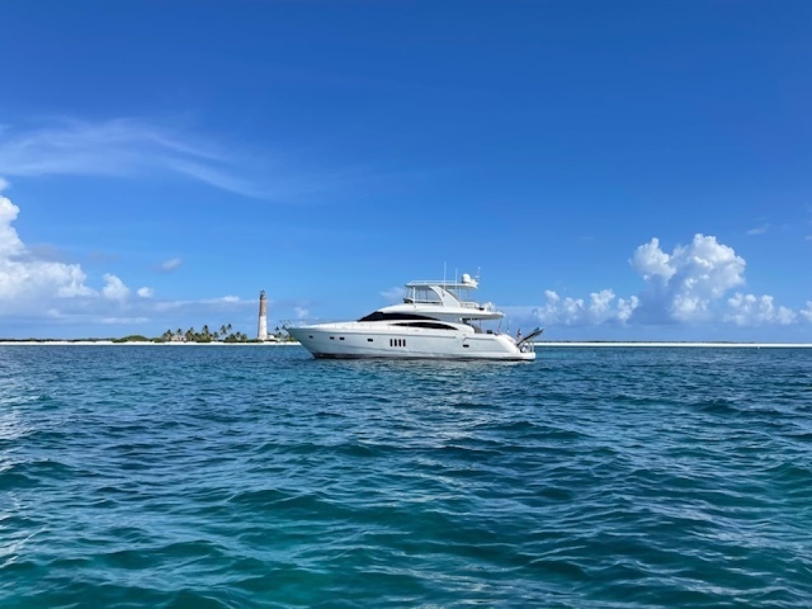 2007 Princess Flybridge - Photo 7