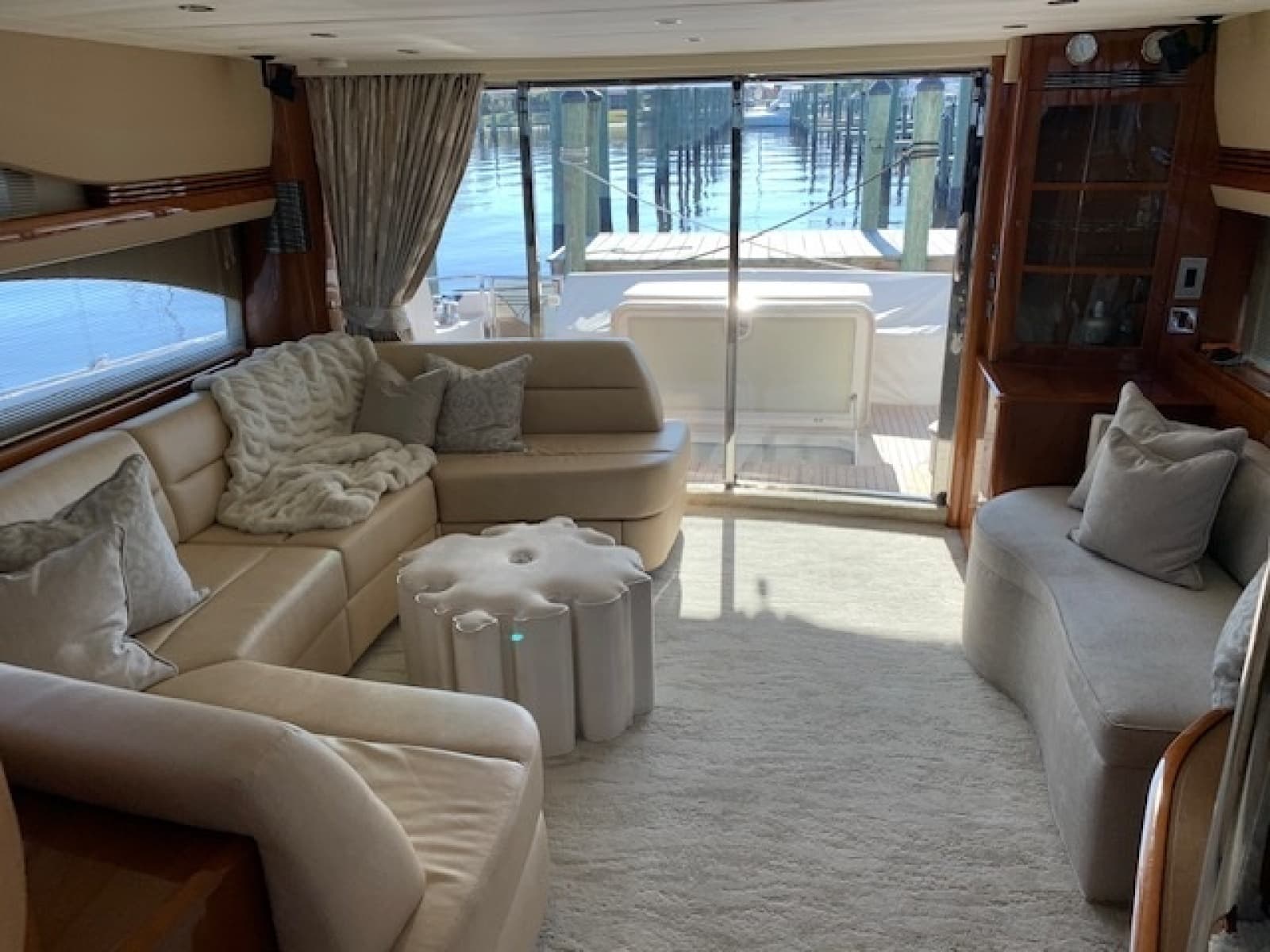 2007 Princess Flybridge - Photo 36