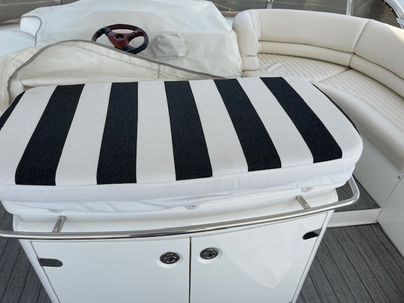 2007 Princess Flybridge - Photo 5