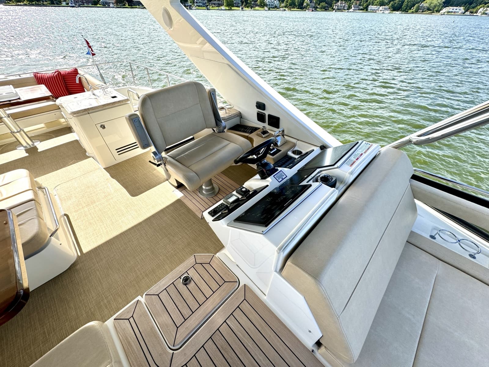 2017 Sea Ray L650 Fly - Photo 41
