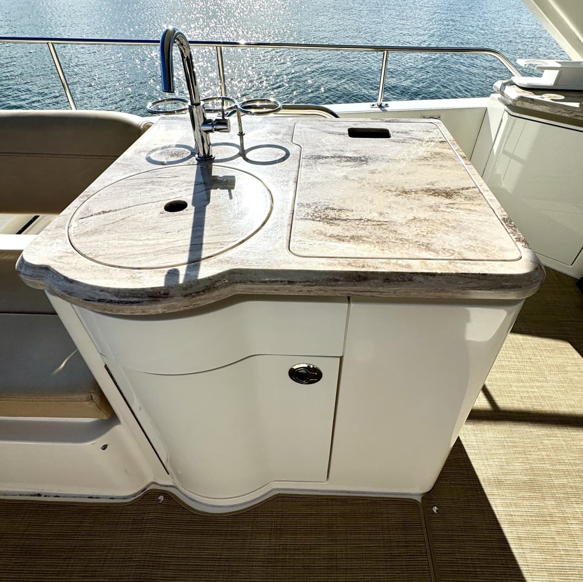 2017 Sea Ray L650 Fly - Photo 50