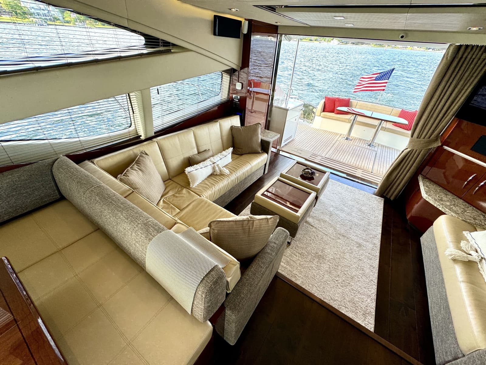 2017 Sea Ray L650 Fly - Photo 113