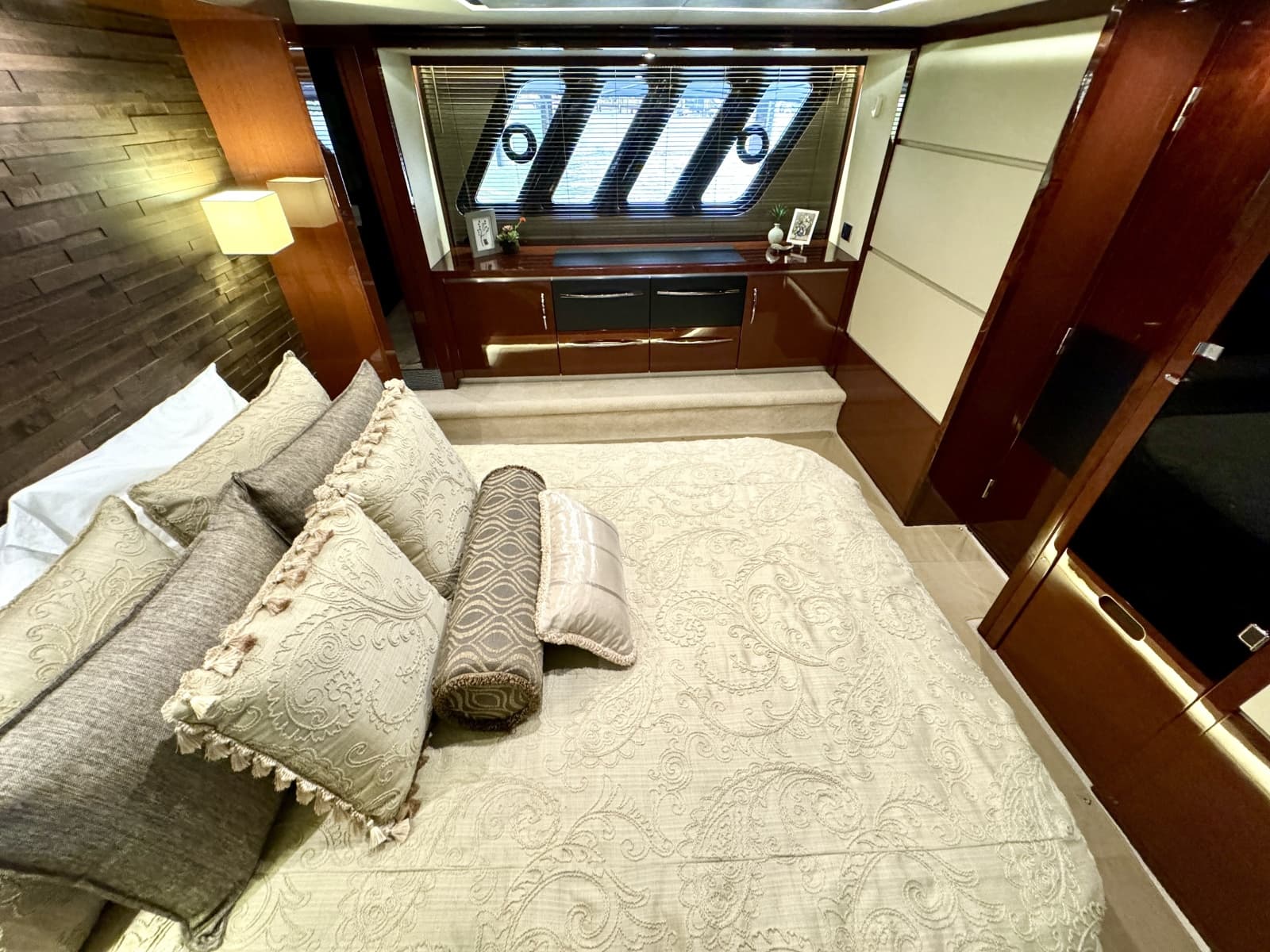 2017 Sea Ray L650 Fly - Photo 98