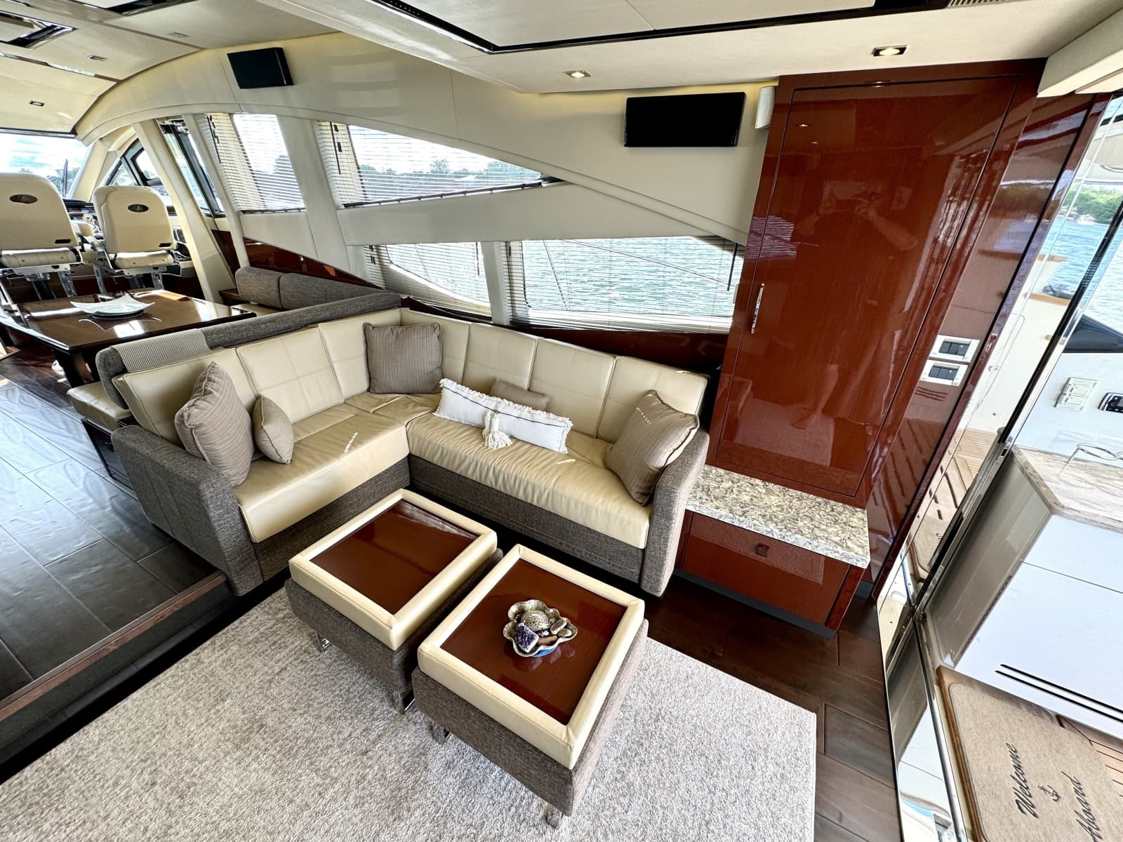 2017 Sea Ray L650 Fly - Photo 112