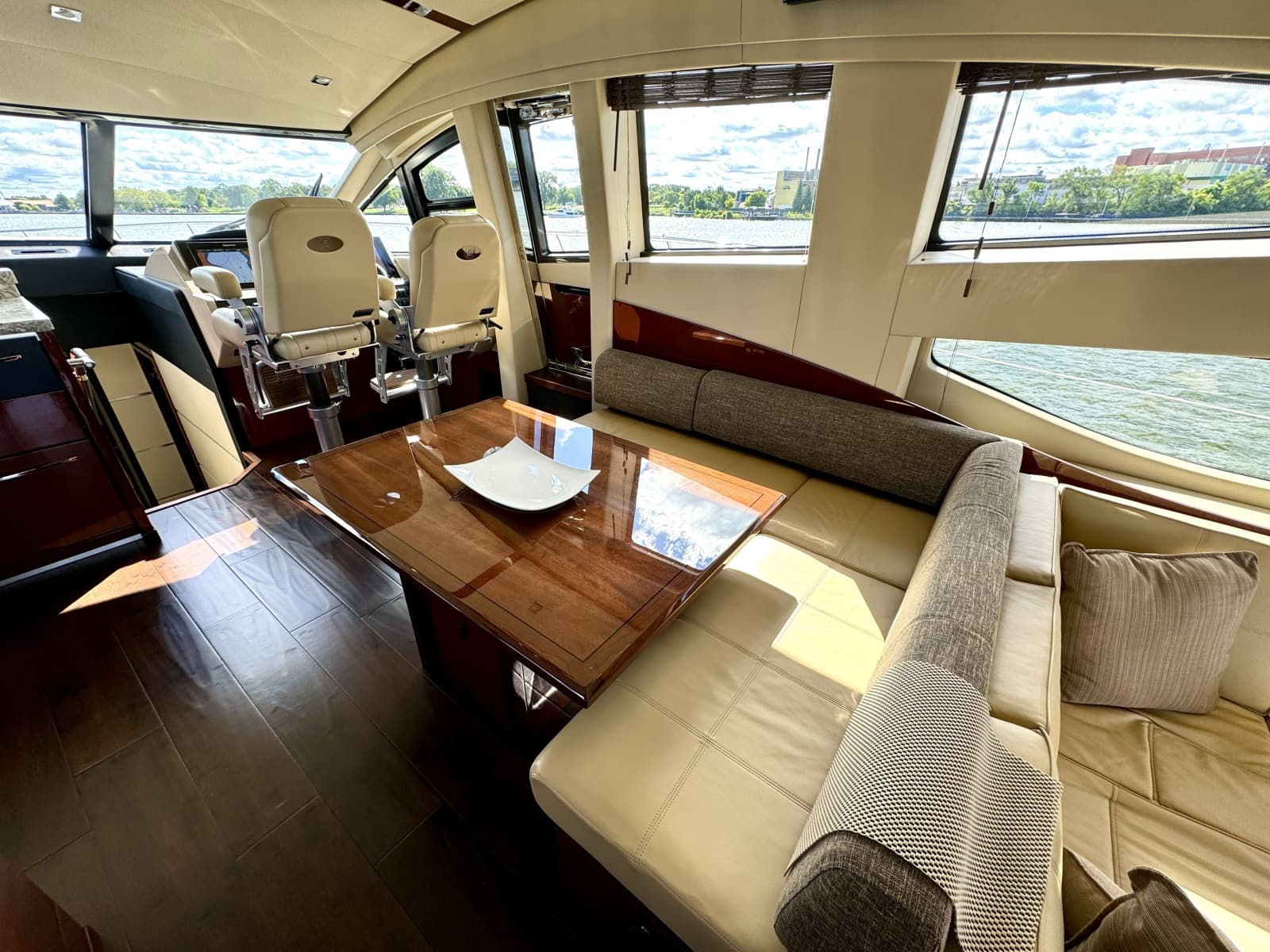 2017 Sea Ray L650 Fly - Photo 74