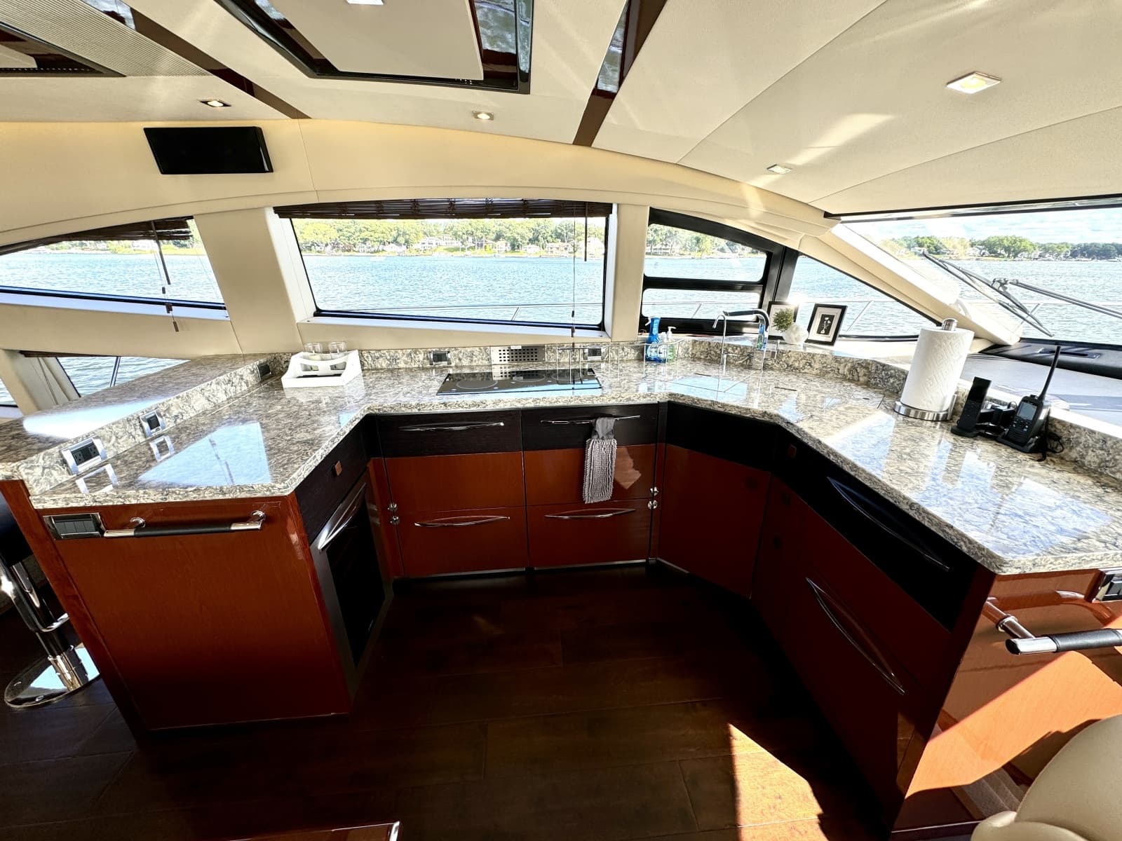 2017 Sea Ray L650 Fly - Photo 58
