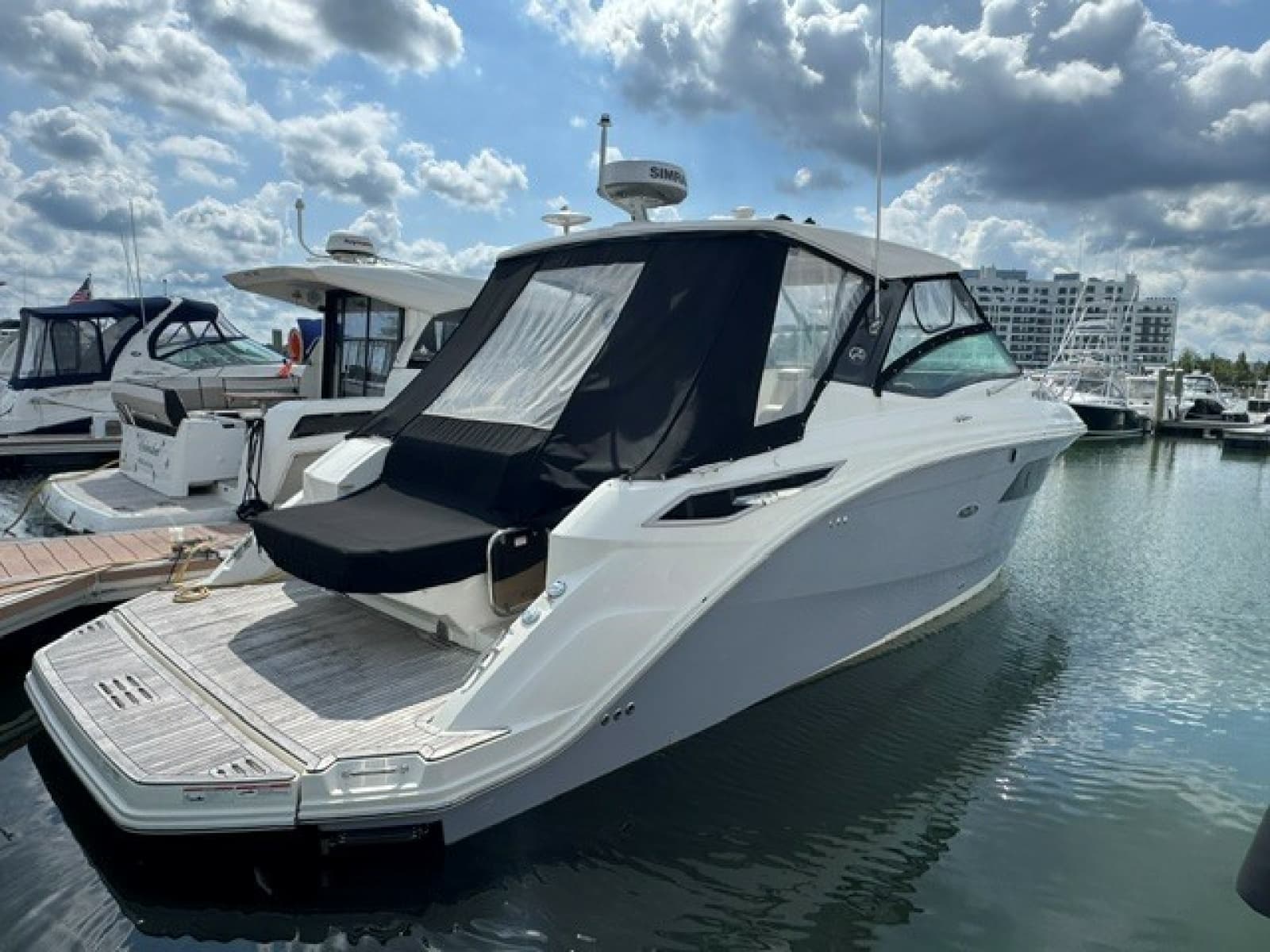 2020 Sea Ray 320 Sundancer - Photo 1