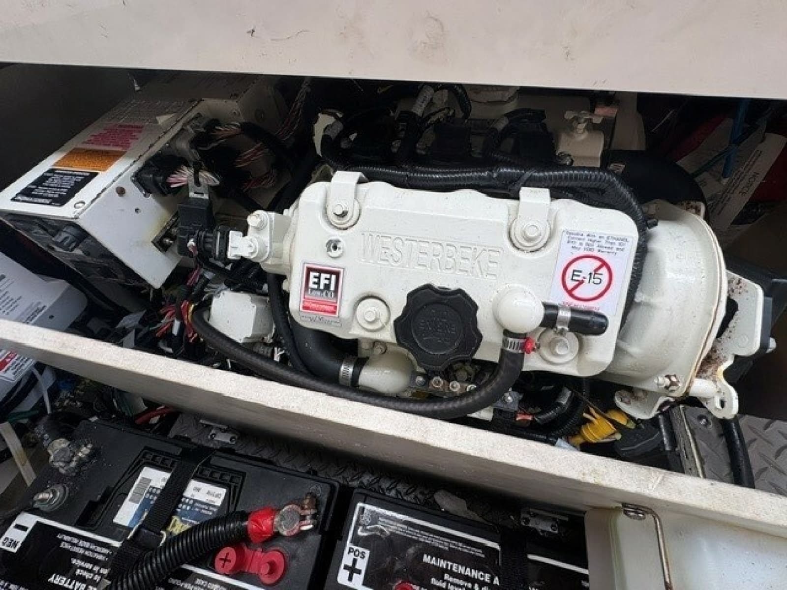 2020 Sea Ray 320 Sundancer - Photo 36