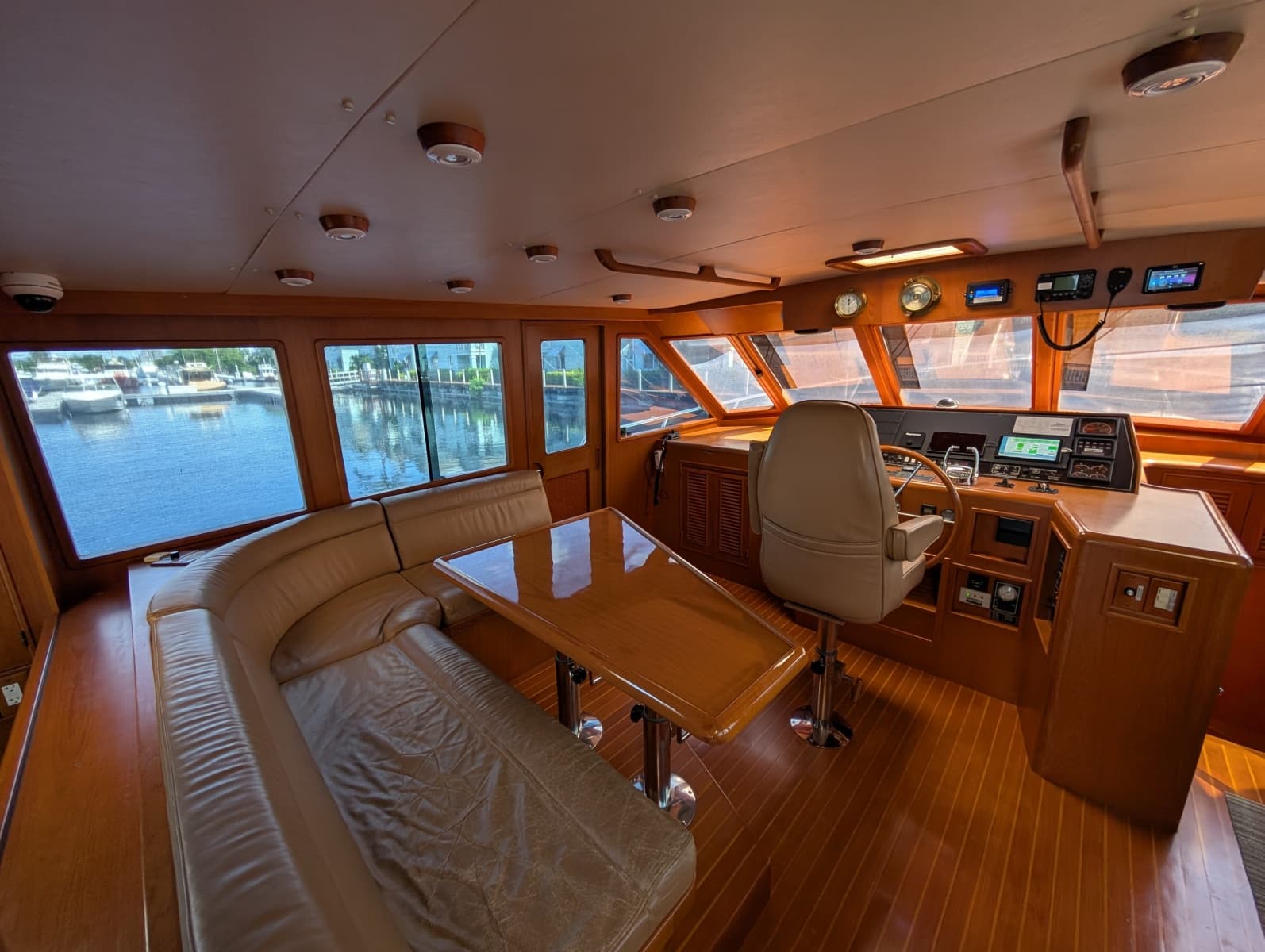 1997 Offshore Yachts Pilothouse Motor Yacht - Photo 17
