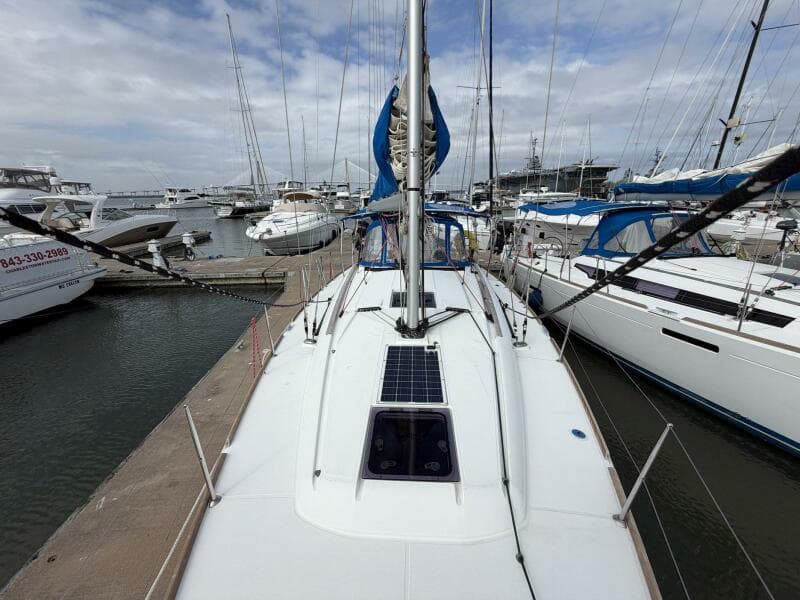 2018 Jeanneau Sun Odyssey 389 - Photo 11