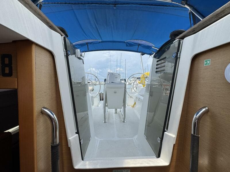2018 Jeanneau Sun Odyssey 389 - Photo 43