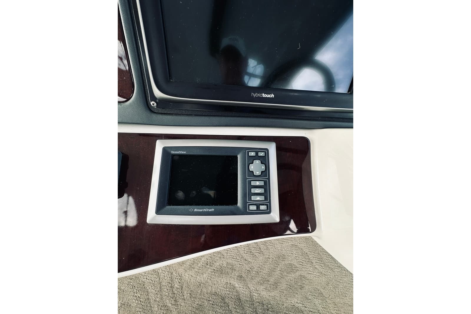 2012 Meridian 441 Sedan - Photo 47