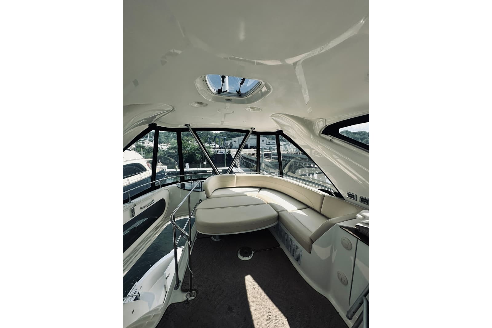 2012 Meridian 441 Sedan - Photo 67