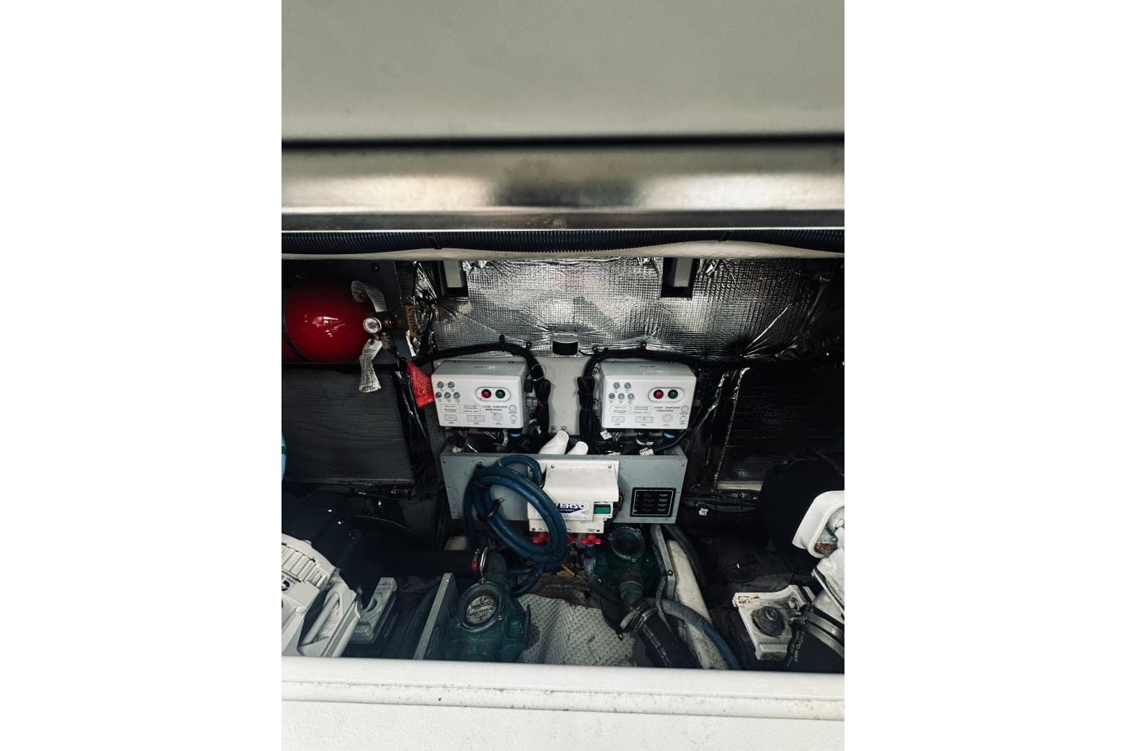 2012 Meridian 441 Sedan - Photo 9