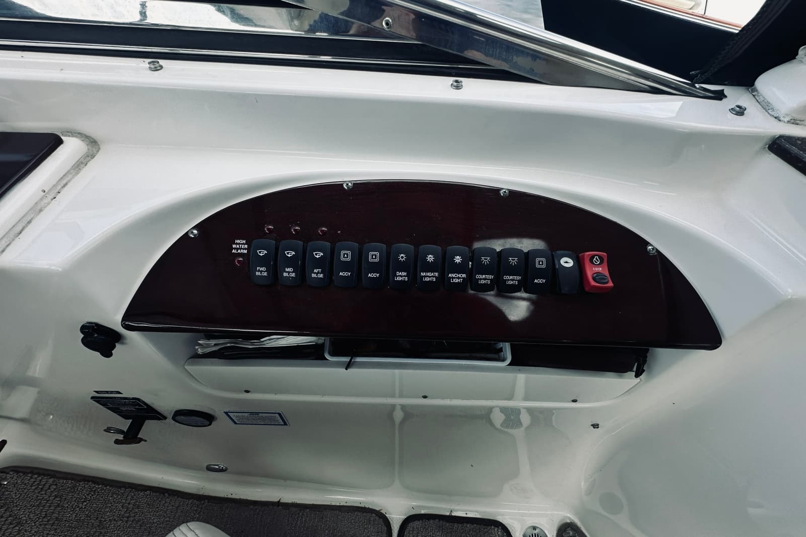 2012 Meridian 441 Sedan - Photo 53