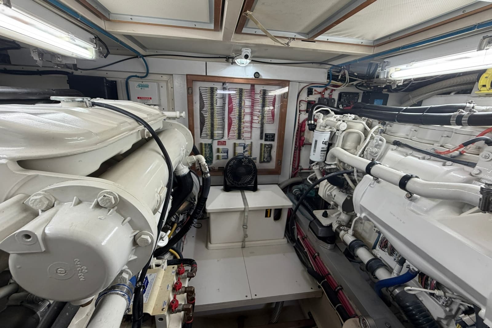 2003 Grand Banks 46 Europa - Photo 39