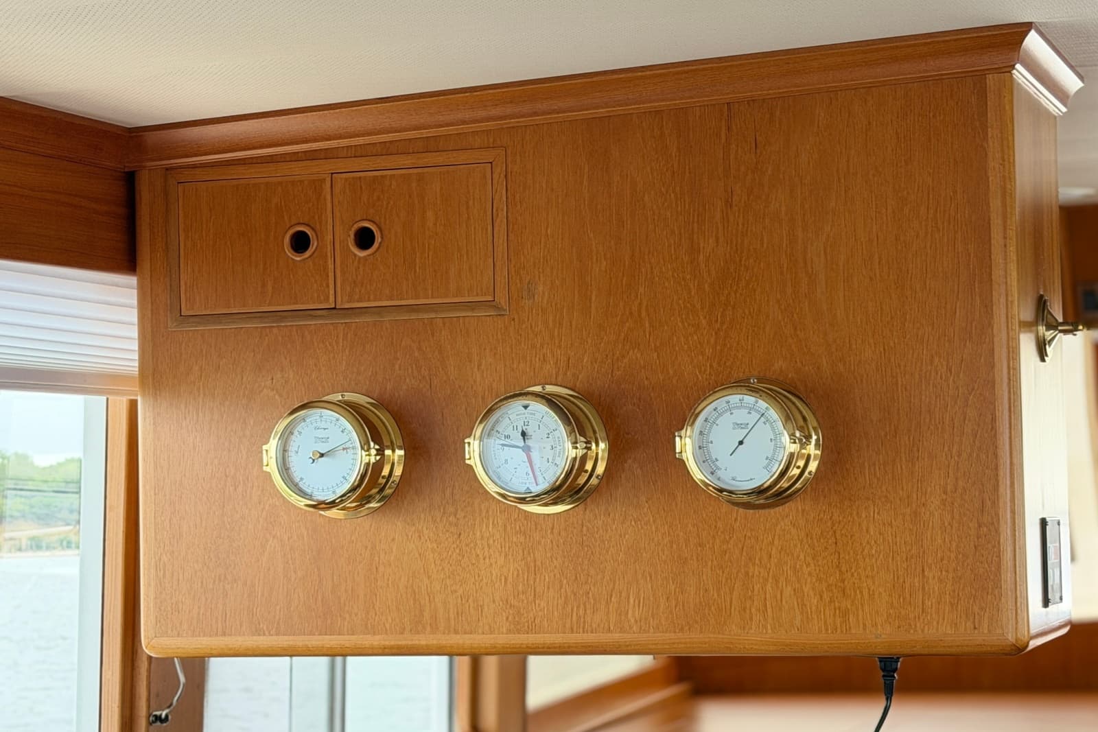 2003 Grand Banks 46 Europa - Photo 4