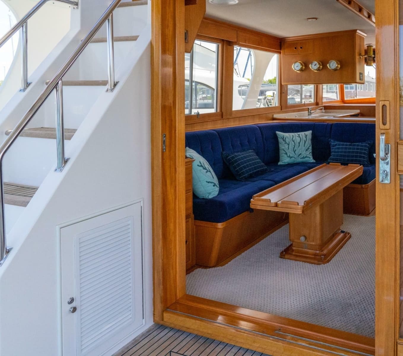 2003 Grand Banks 46 Europa - Photo 53