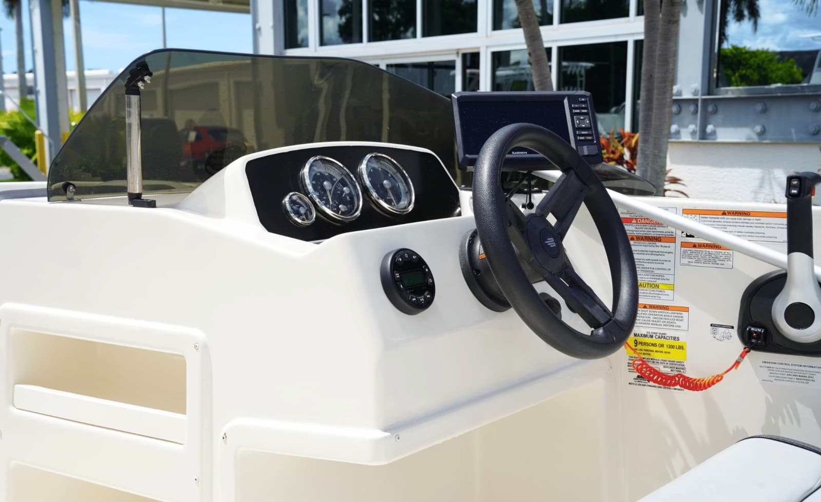 2024 Bayliner M19 - Photo 19