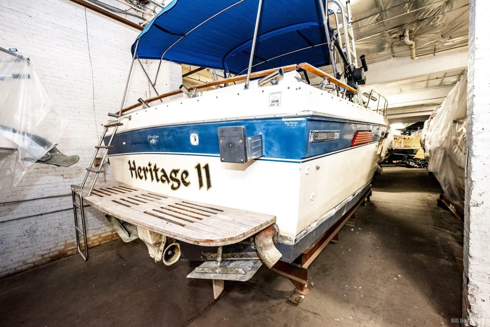 1985 Chris-Craft  - Photo 8