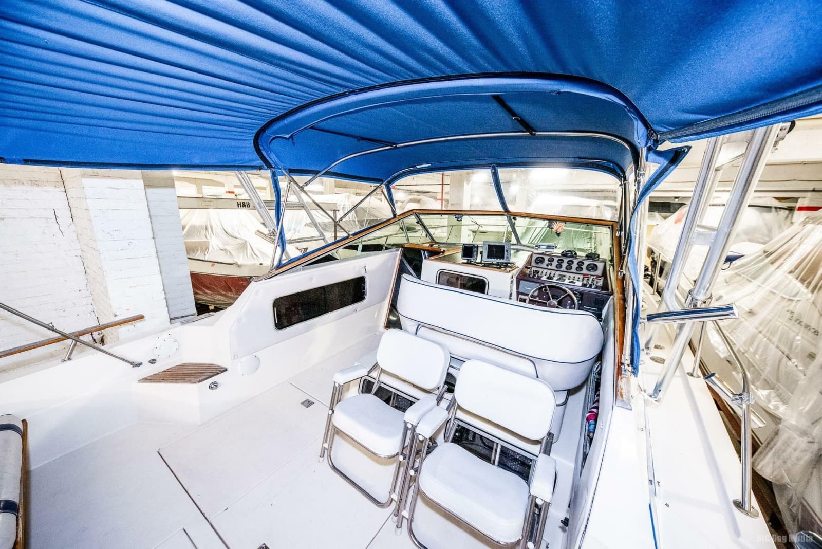 1985 Chris-Craft  - Photo 23