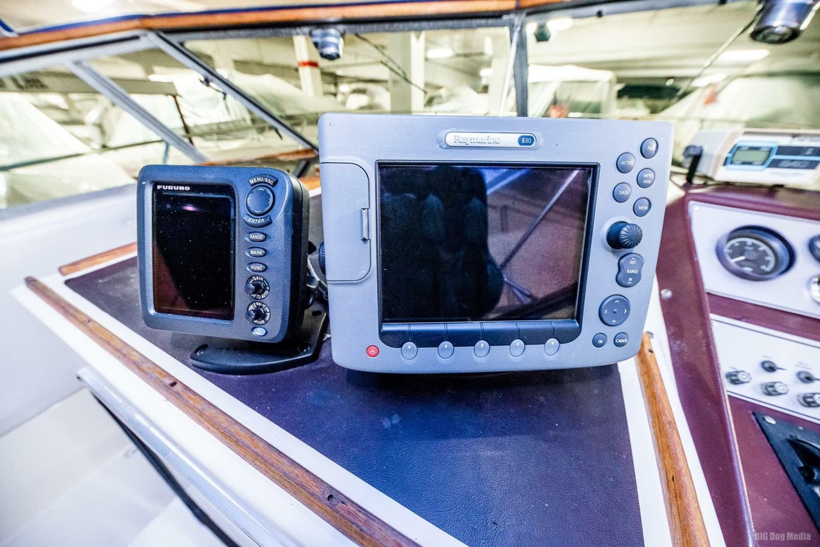 1985 Chris-Craft  - Photo 29