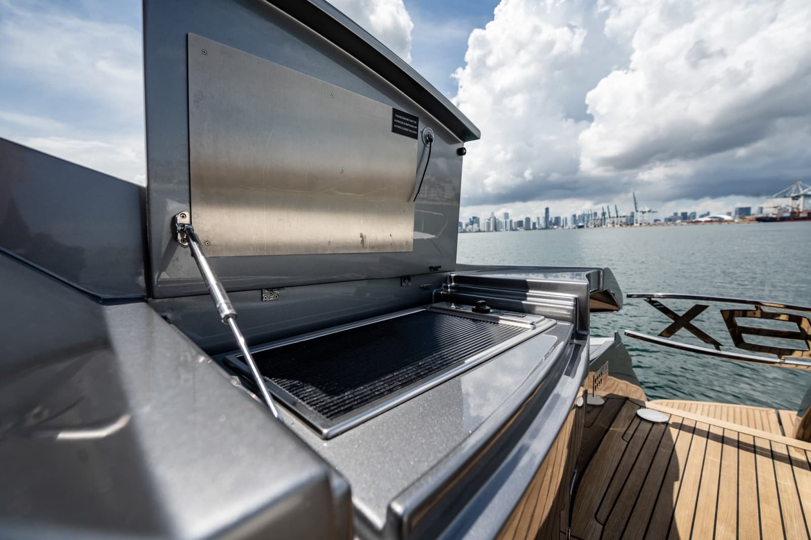 2019 Pershing 8X - Photo 33