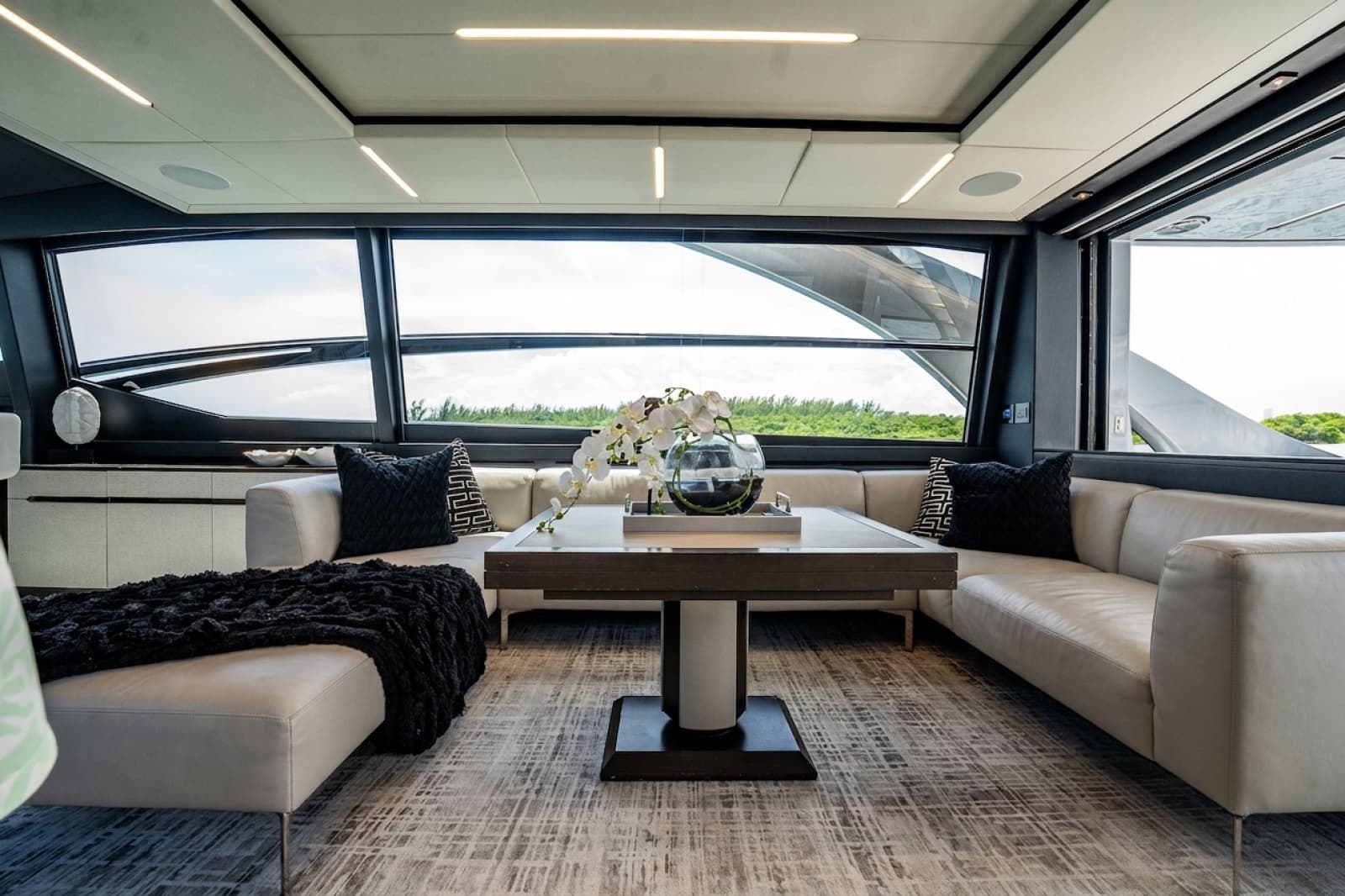 2019 Pershing 8X - Photo 45