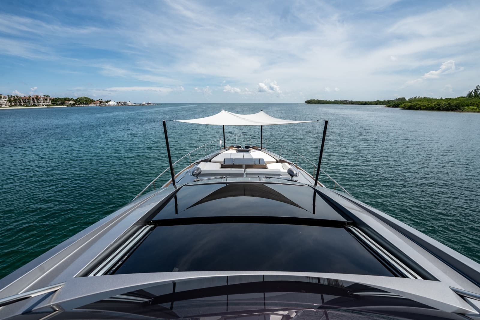 2019 Pershing 8X - Photo 26