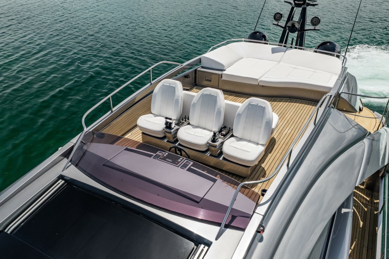 2019 Pershing 8X - Photo 21