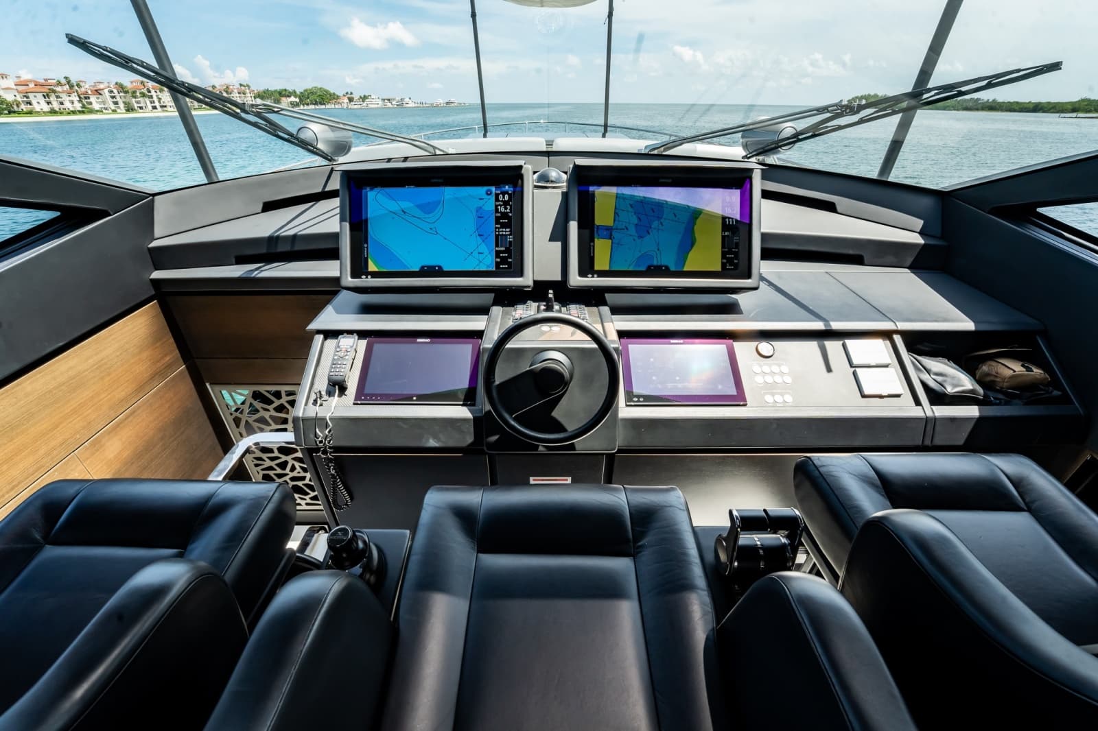 2019 Pershing 8X - Photo 43