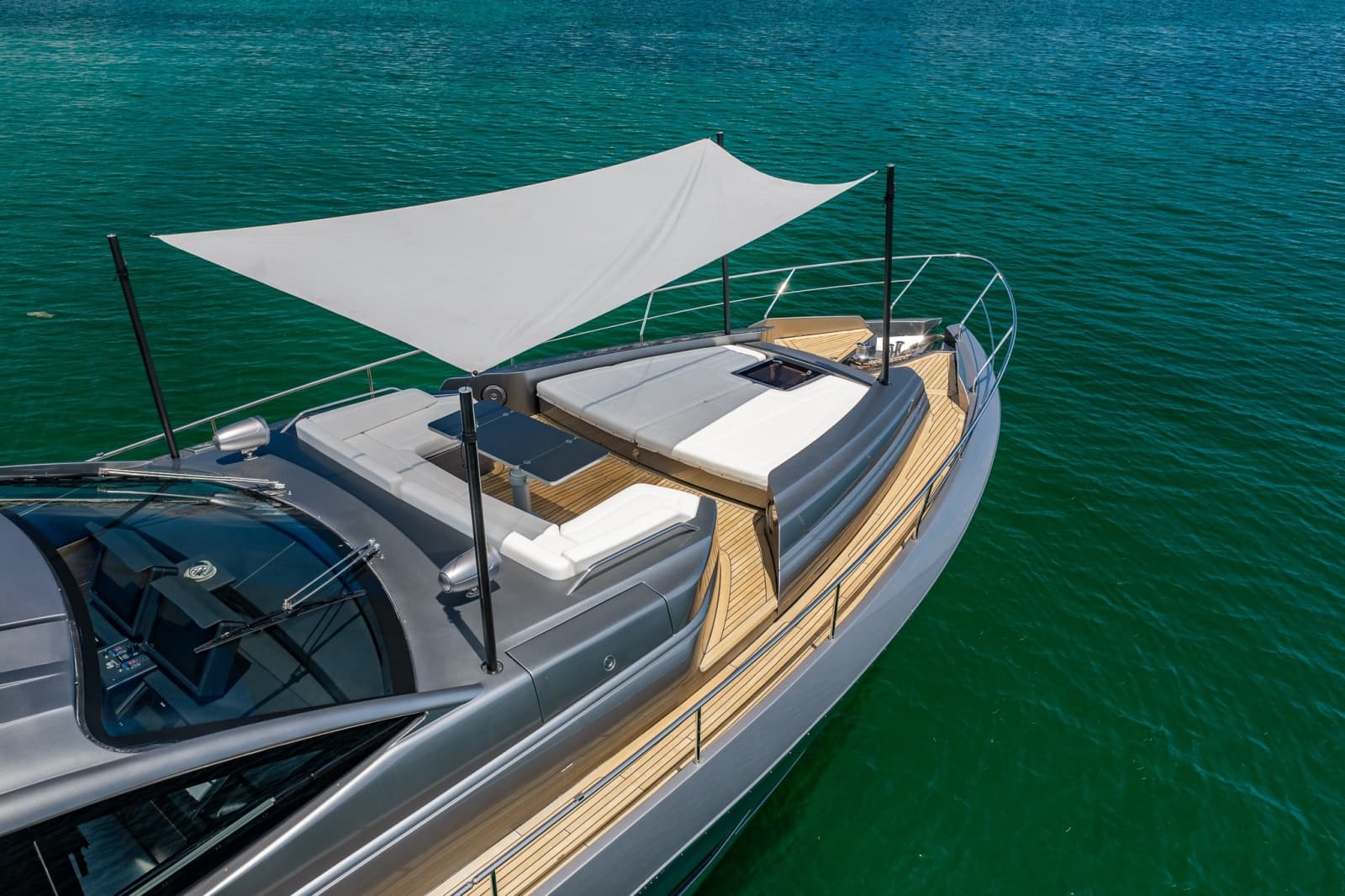 2019 Pershing 8X - Photo 17