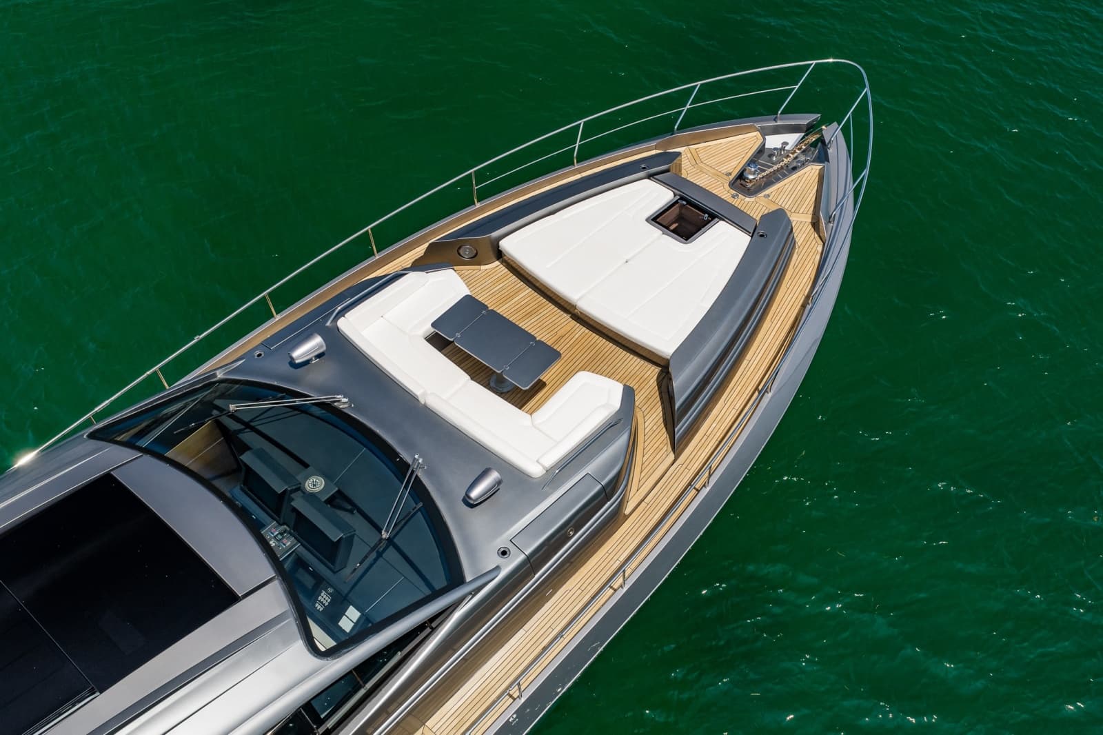 2019 Pershing 8X - Photo 20