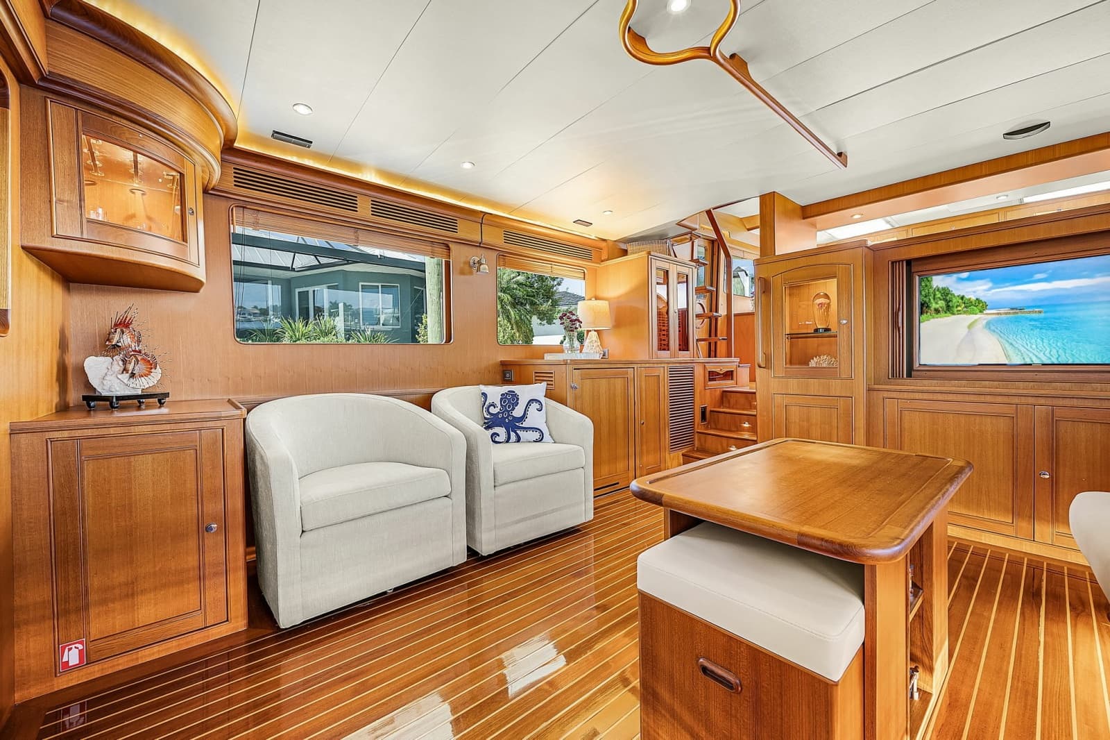 2016 Marlow Explorer 58E - Photo 3