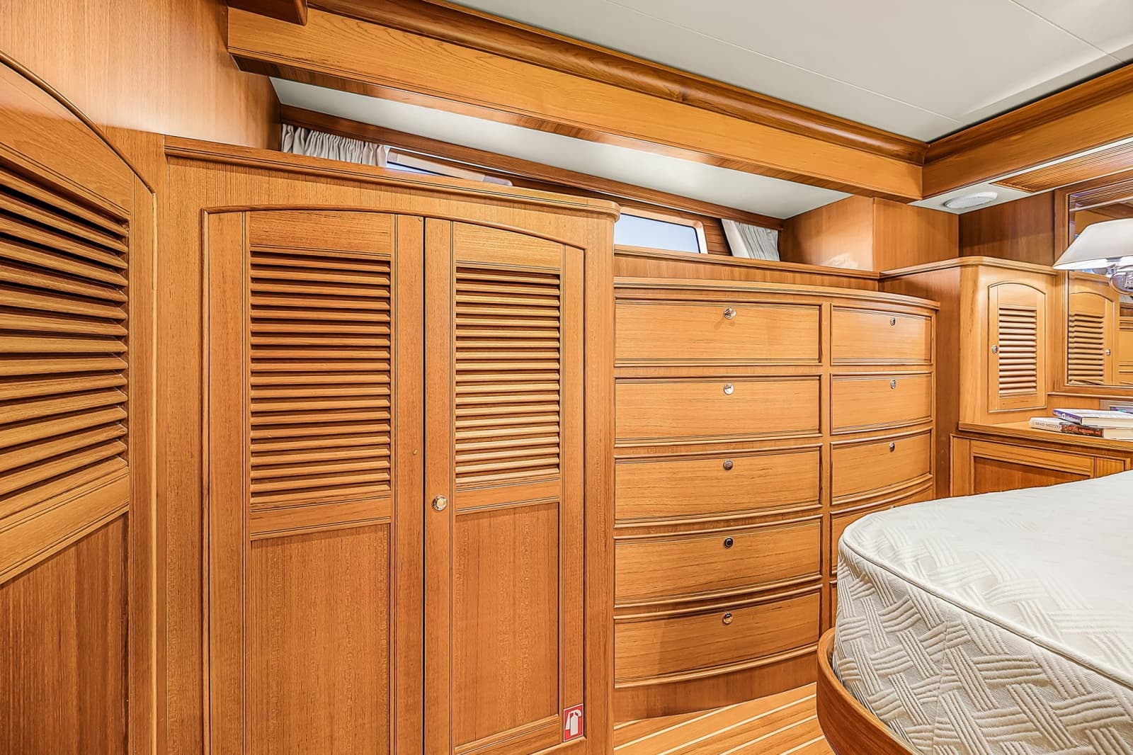 2016 Marlow Explorer 58E - Photo 22