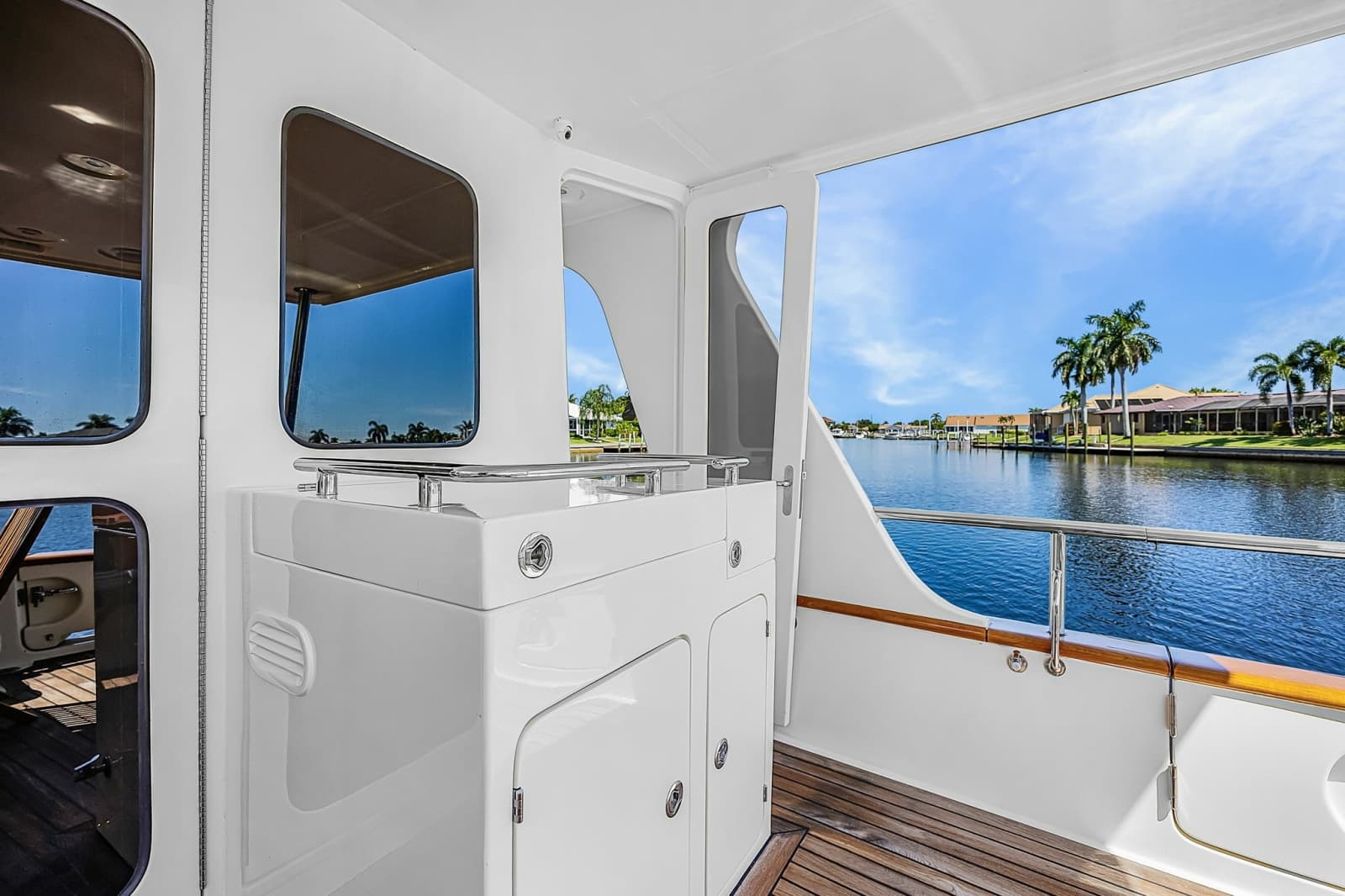 2016 Marlow Explorer 58E - Photo 30