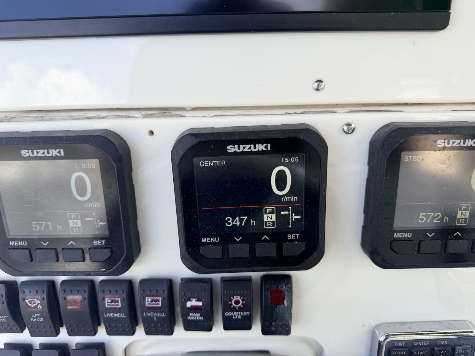 2005 Hydra-Sports 3300 VX - Photo 12