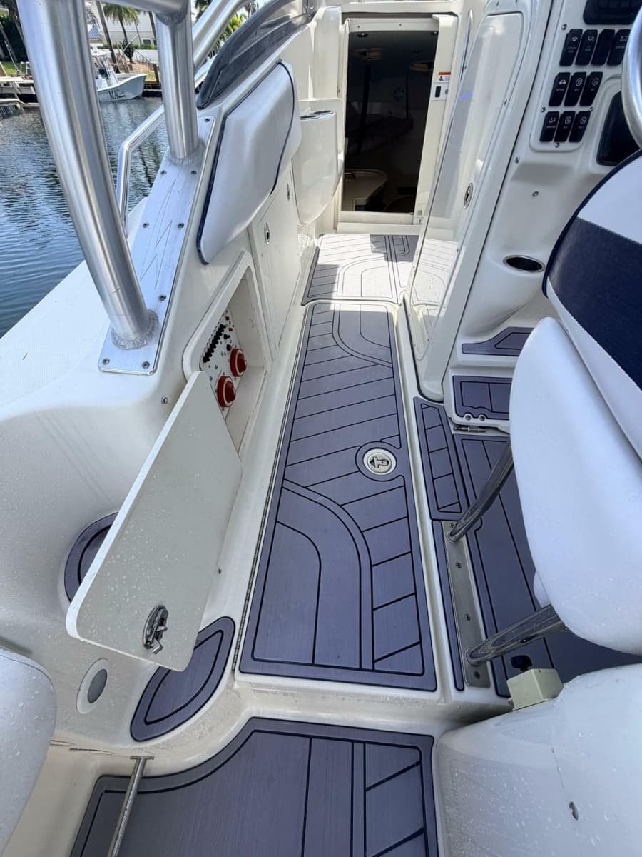 2005 Hydra-Sports 3300 VX - Photo 10