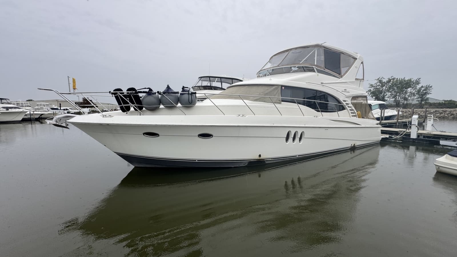 2009 Silverton 52 Ovation - Photo 4