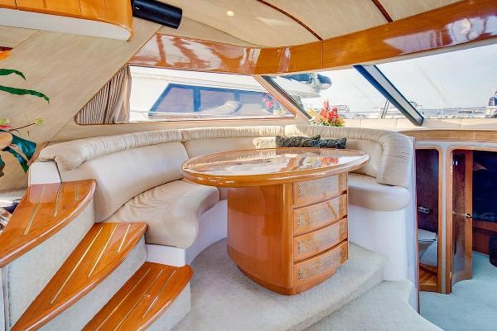 2001 Prima Flybridge Sedan - Photo 15
