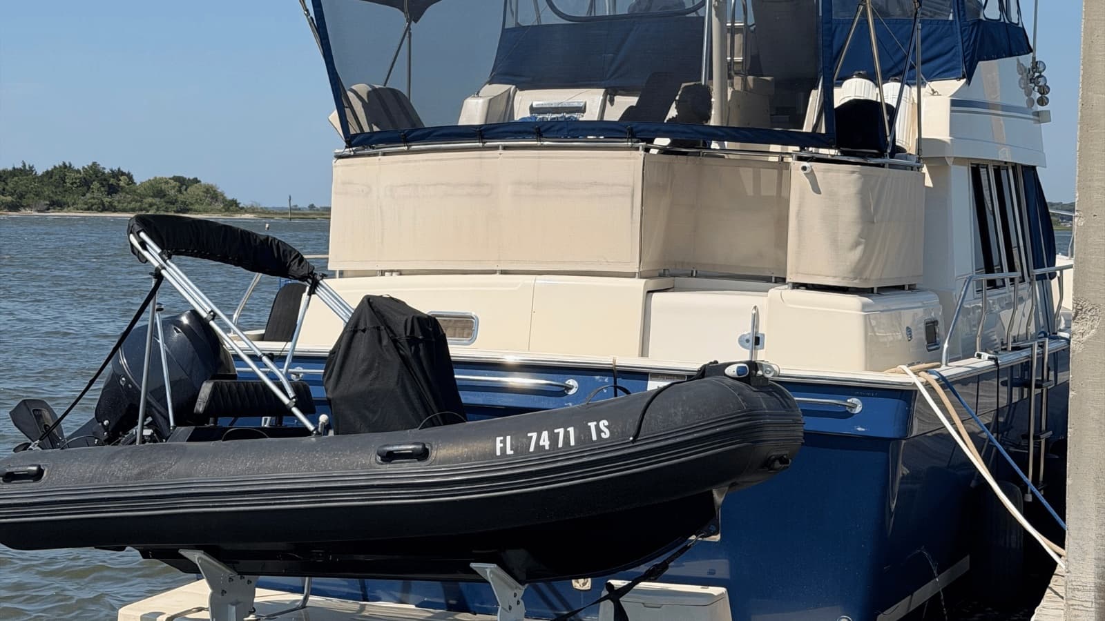 2006 Mainship 430 - Photo 4