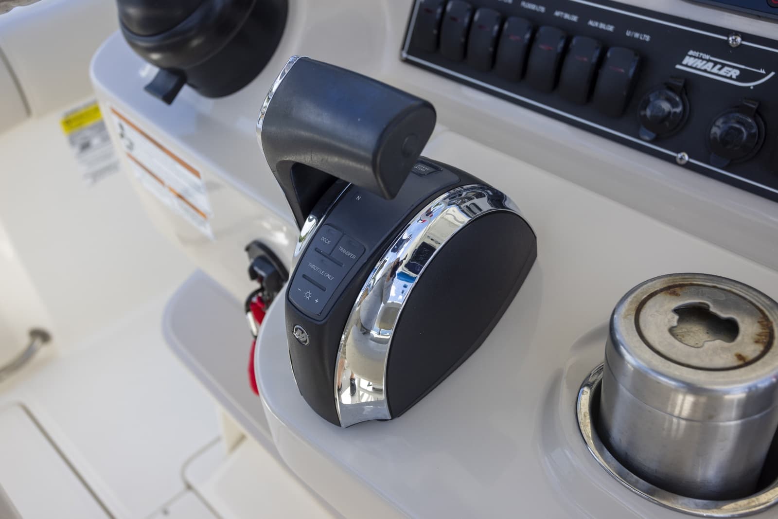 2021 Boston Whaler 230 OUTRAGE - Photo 12