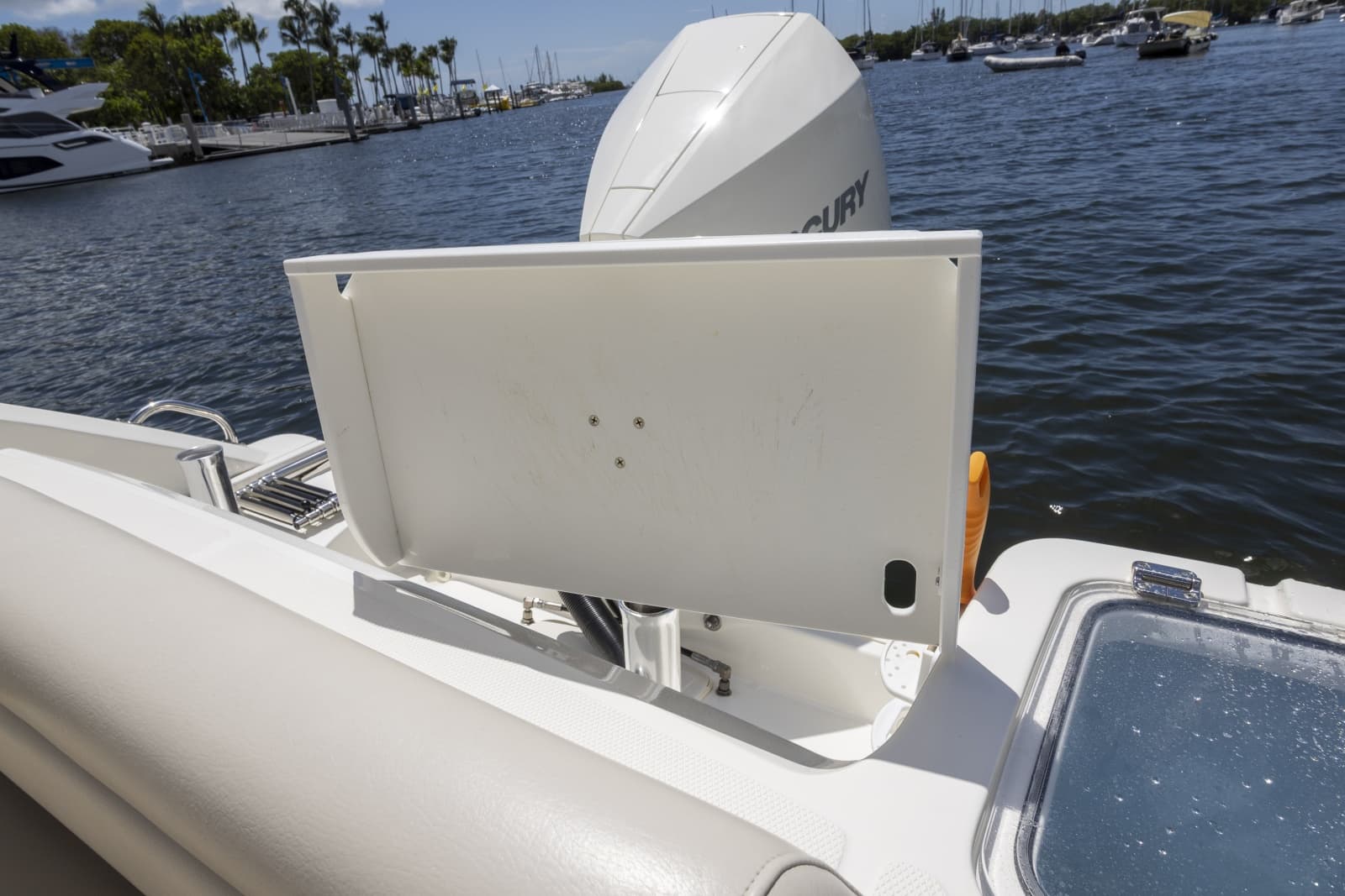 2021 Boston Whaler 230 OUTRAGE - Photo 19