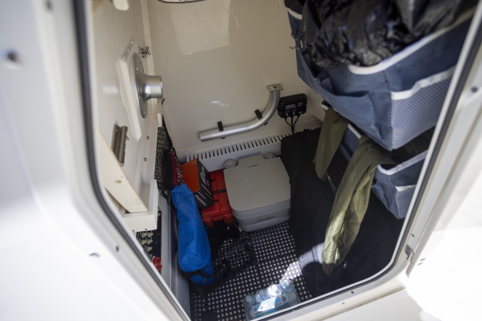 2021 Boston Whaler 230 OUTRAGE - Photo 8