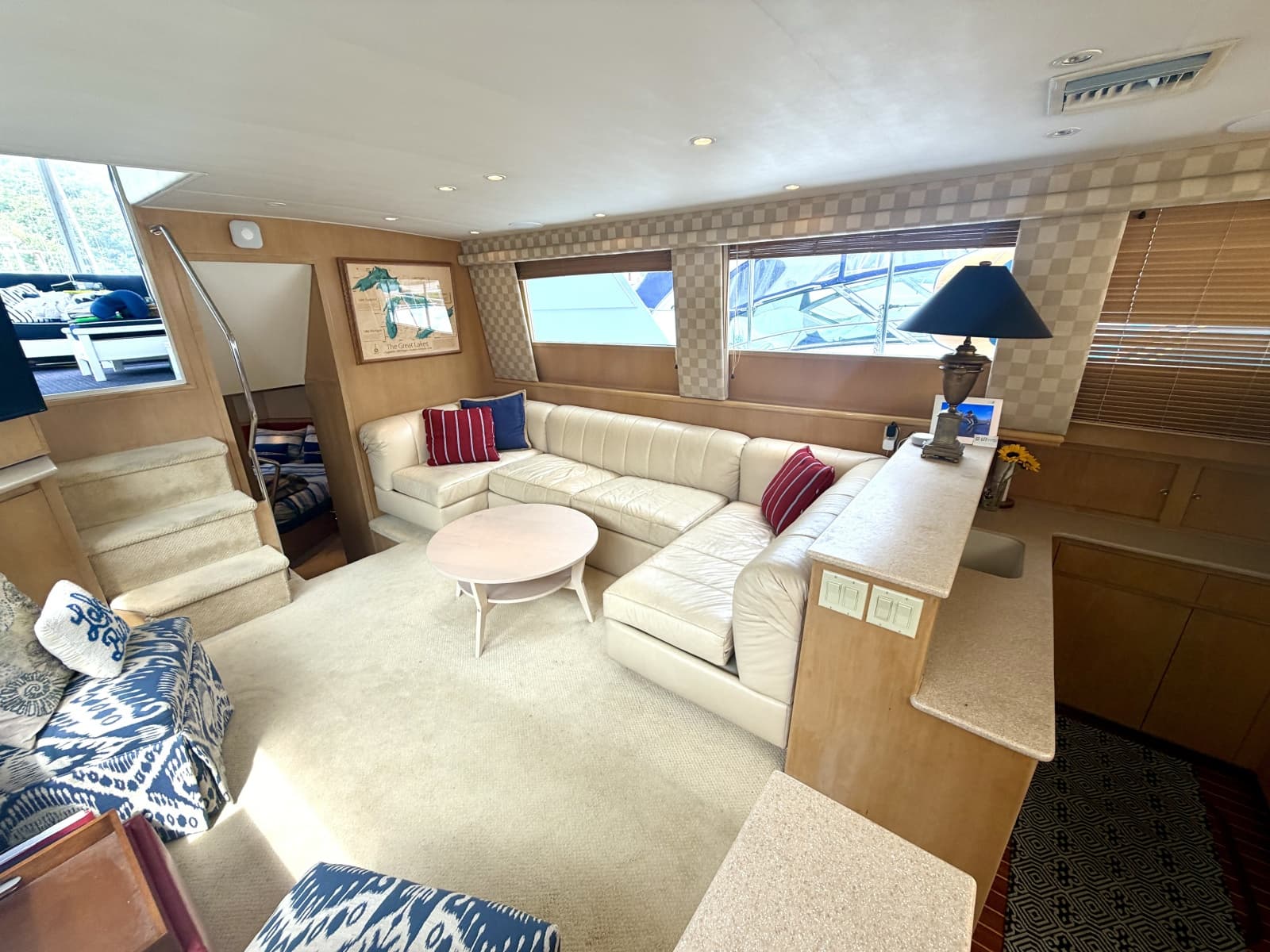 1999 Hatteras 52 Cockpit Motor Yacht - Photo 27