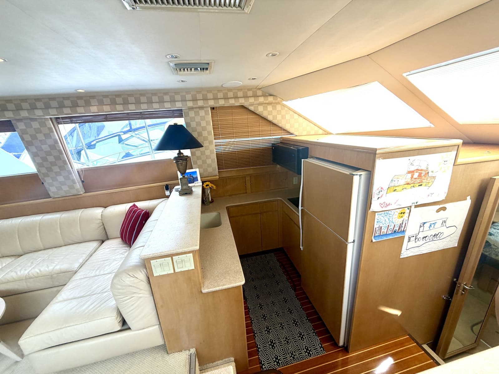 1999 Hatteras 52 Cockpit Motor Yacht - Photo 26