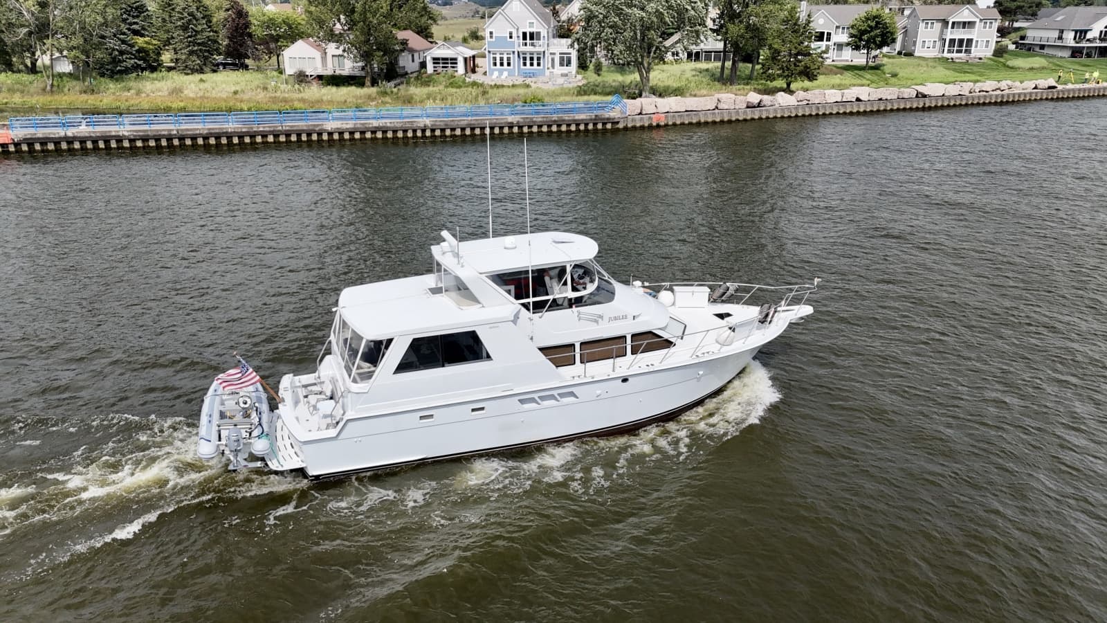 1999 Hatteras 52 Cockpit Motor Yacht - Photo 11