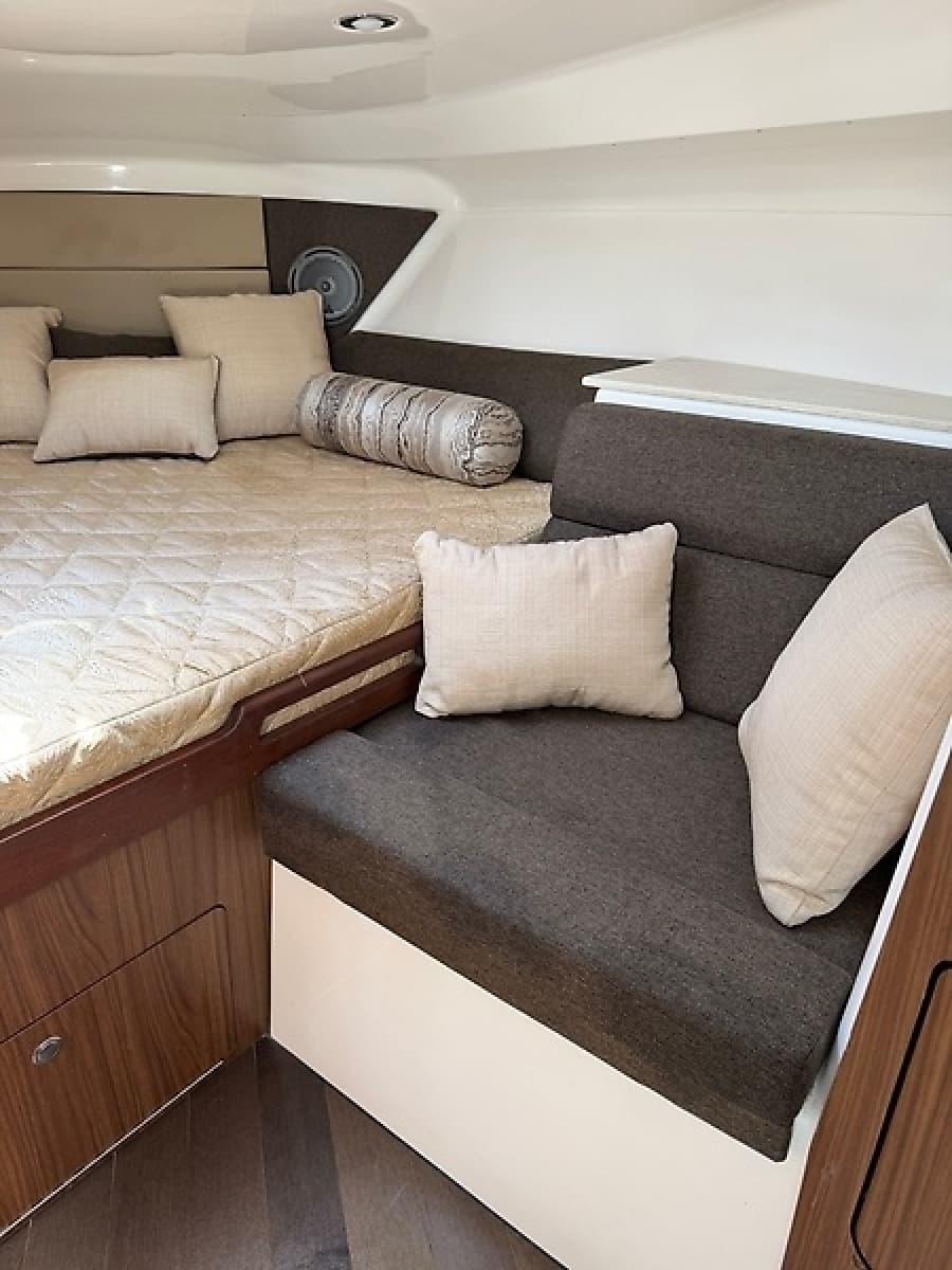2018 Everglades 360LXC - Photo 6
